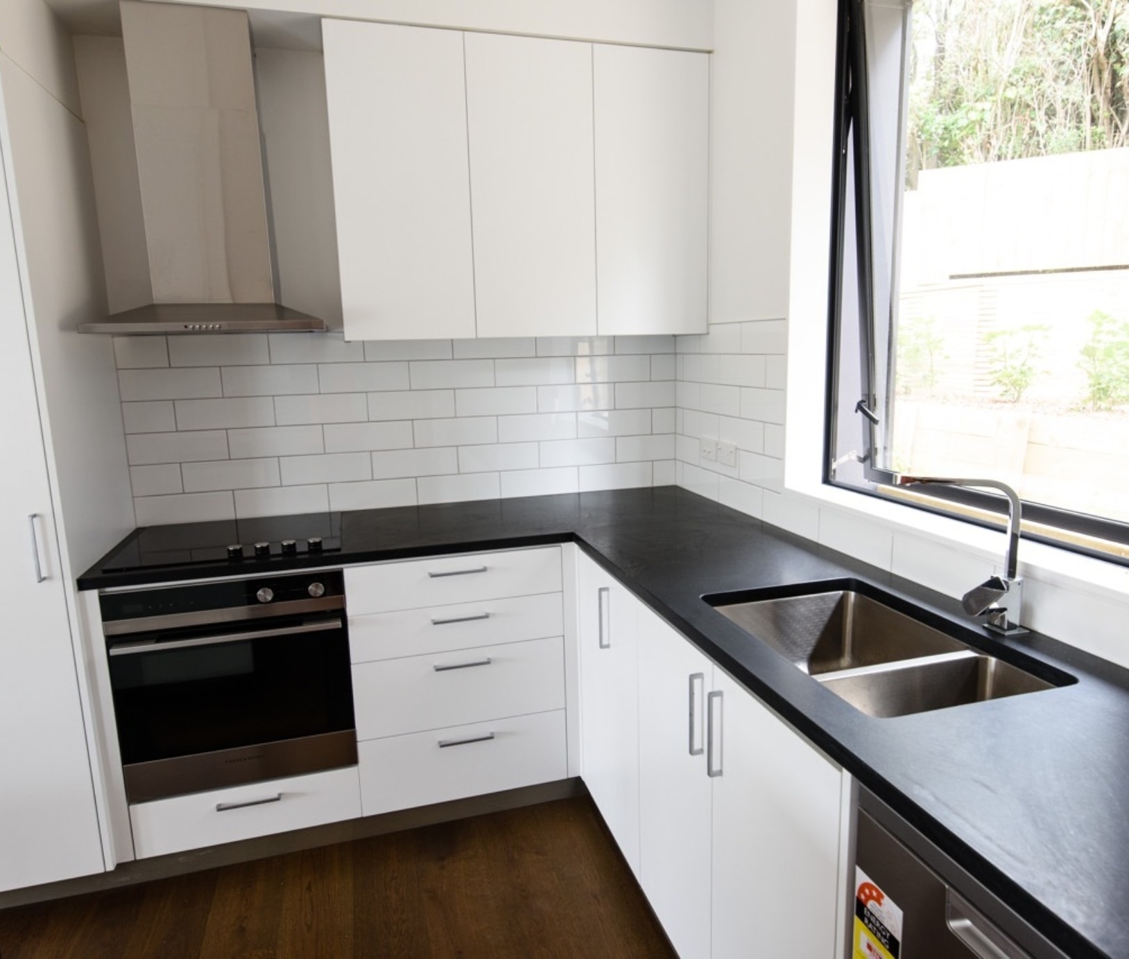 2018 12 20 ER 0289 Large